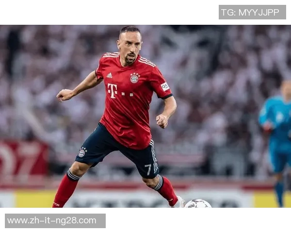 2025年足球新一届球星名单全面揭晓 各大联赛新兴力量崭露头角 2025年足球新一届球星名单全面揭晓 各大联赛新兴力量崭露头角