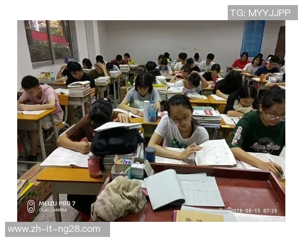 以斯球星足球风云:从赛场传奇到人生故事的精彩篇章